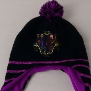 Disney Descendants Evie And Mal Beanie Hat